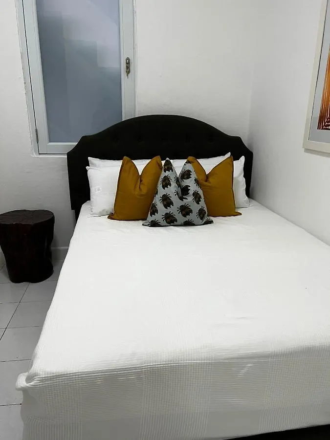 Janer House At San Juan Apartment